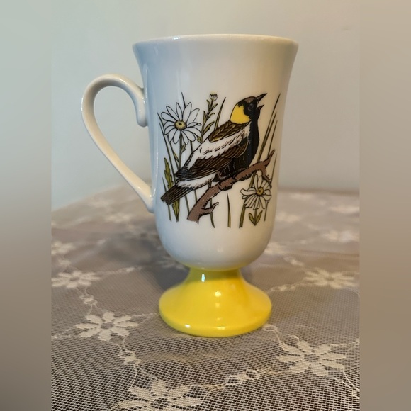 1960’s Songbird Mug by Fred Roberts - Picture 1 of 4